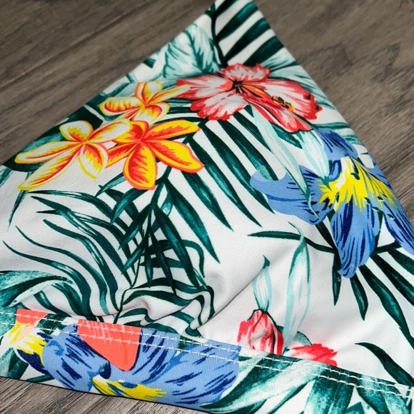 Forever 21 bathing suit top - Picture 5 of 6